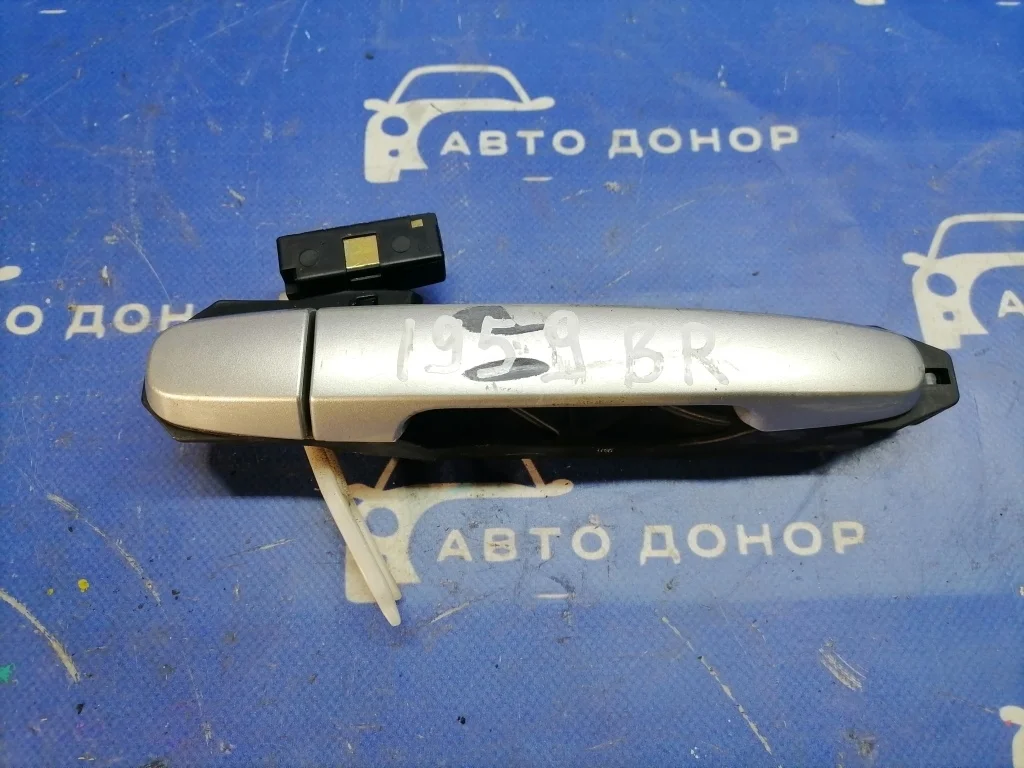 ручка двери TOYOTA CAMRY ACV30 -