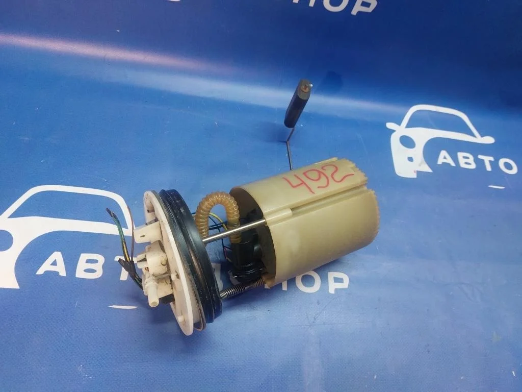 бензонасос FORD FOCUS CB8 IQDB