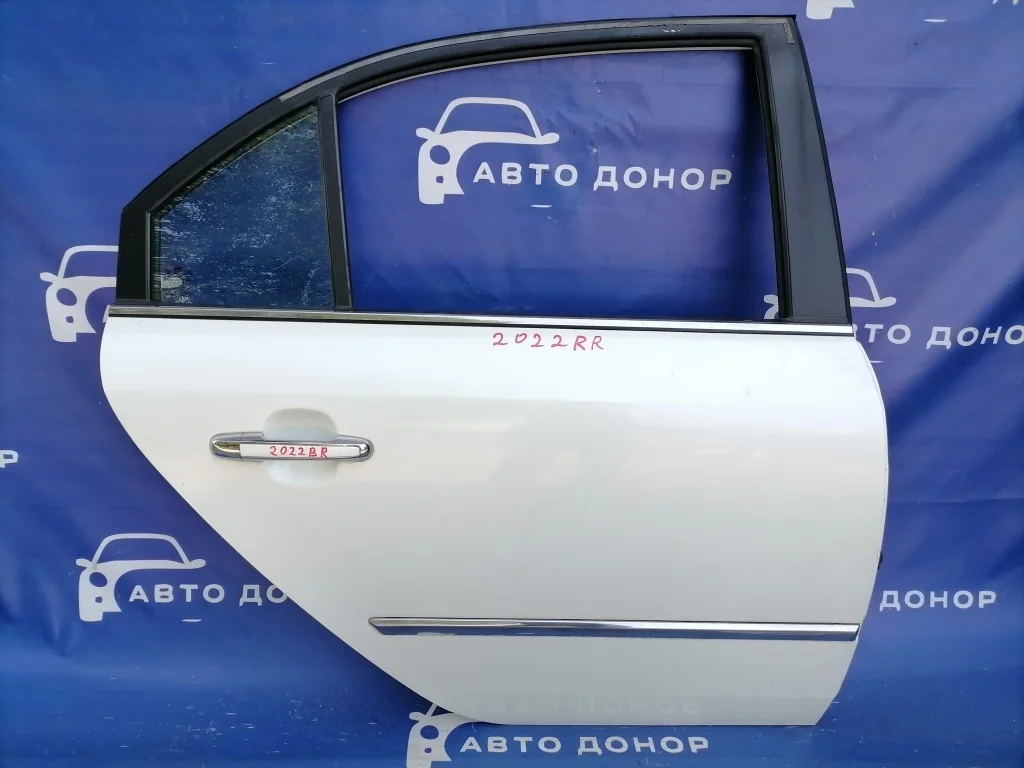 дверь HYUNDAI SONATA NF G4KC