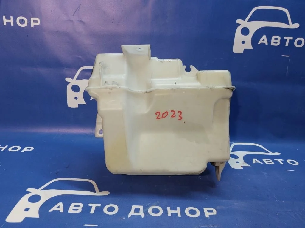 бачок омывателя MITSUBISHI GALANT FORTIS CY4A 4B11