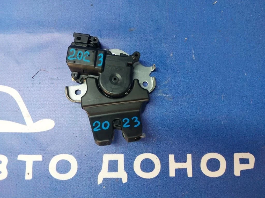 замок багажника MITSUBISHI GALANT FORTIS CY4A 4B11