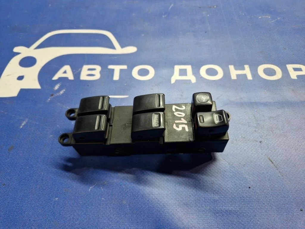 блок управления стеклоподъемниками NISSAN PRIMERA TP12 QR20DE