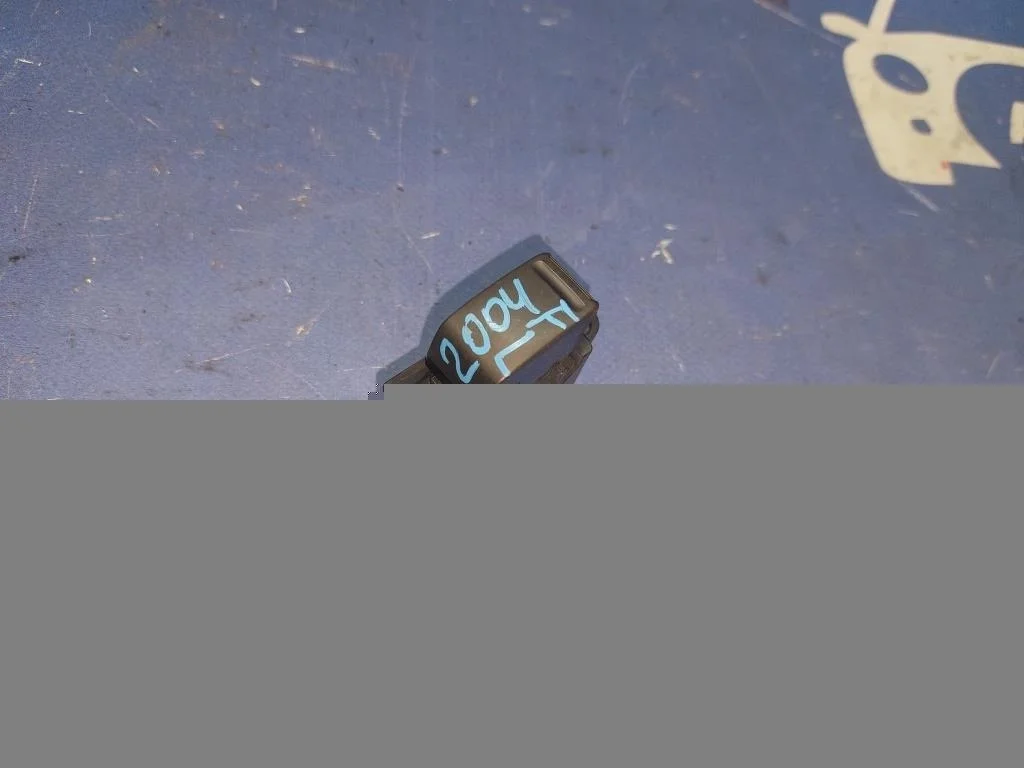 кнопка стеклоподъемника NISSAN LIBERTY RM12 -