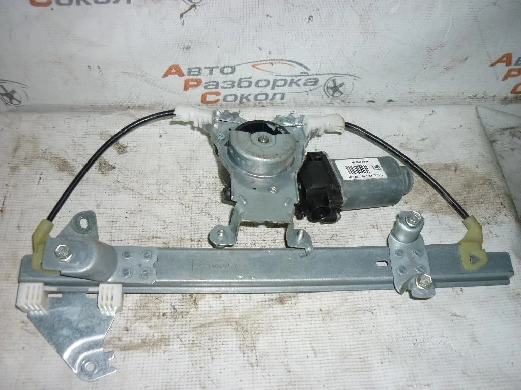 Стеклоподъемник электр. задний правый Nissan Qashqai (J10) 2006-2014  [82700JD400]  в Вологде