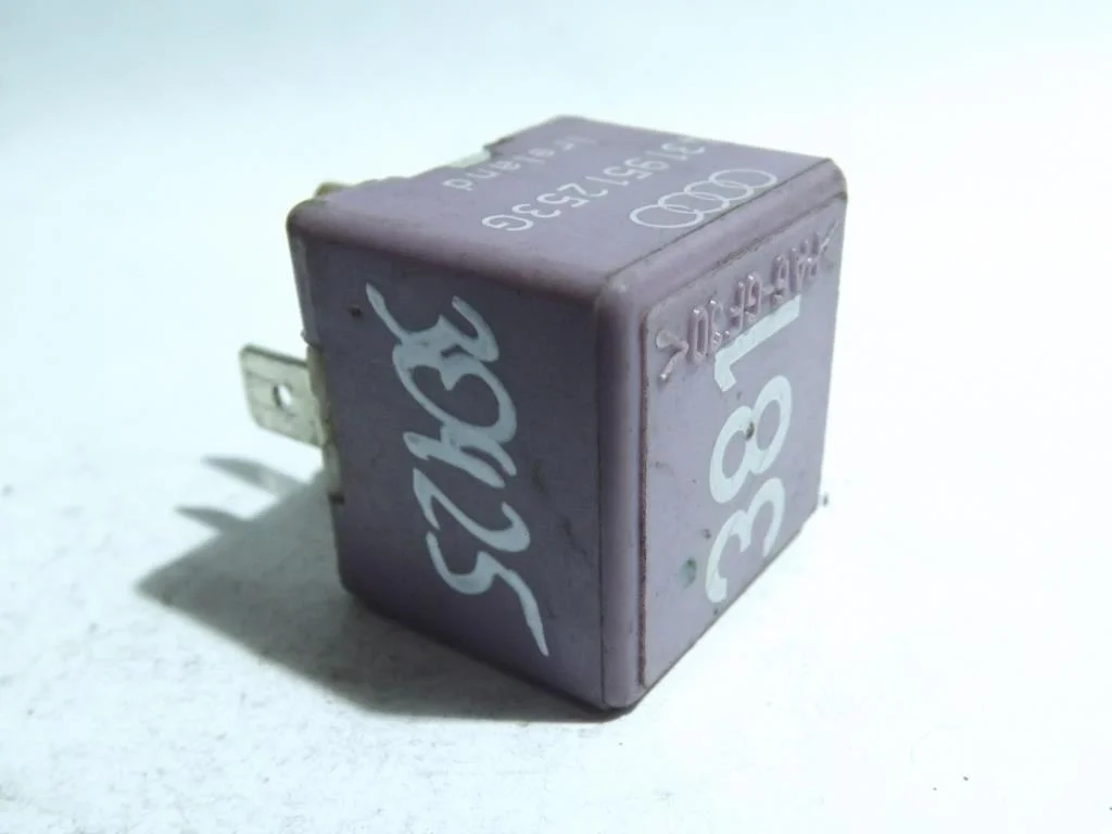 Реле Audi 100 (C4) 1991-1994  [431951253G]  в Вологде