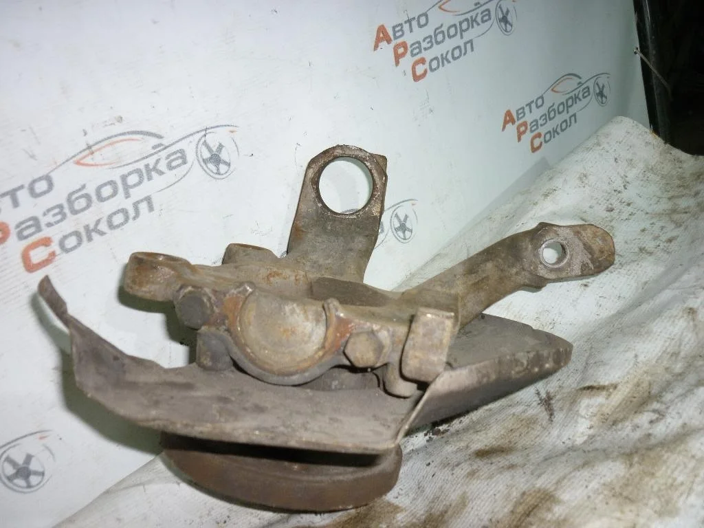 Кулак поворотный передний правый VW Transporter T4 1991-1995  [701407258C]  в Вологде