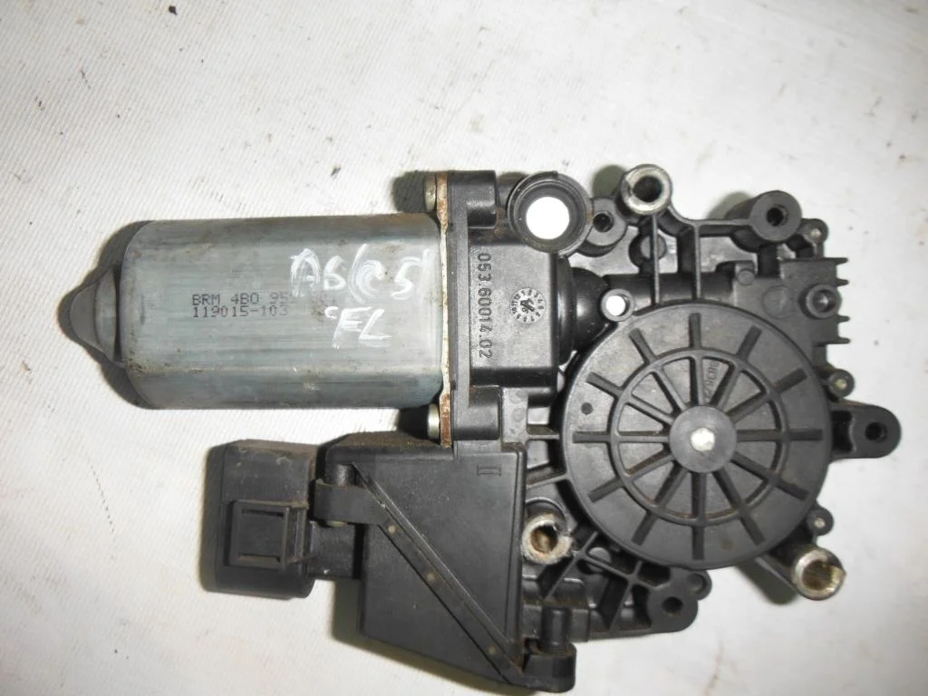 Моторчик стеклоподъемника Audi A6 (C5) 1997-2004  [4B0959801E]  в Вологде