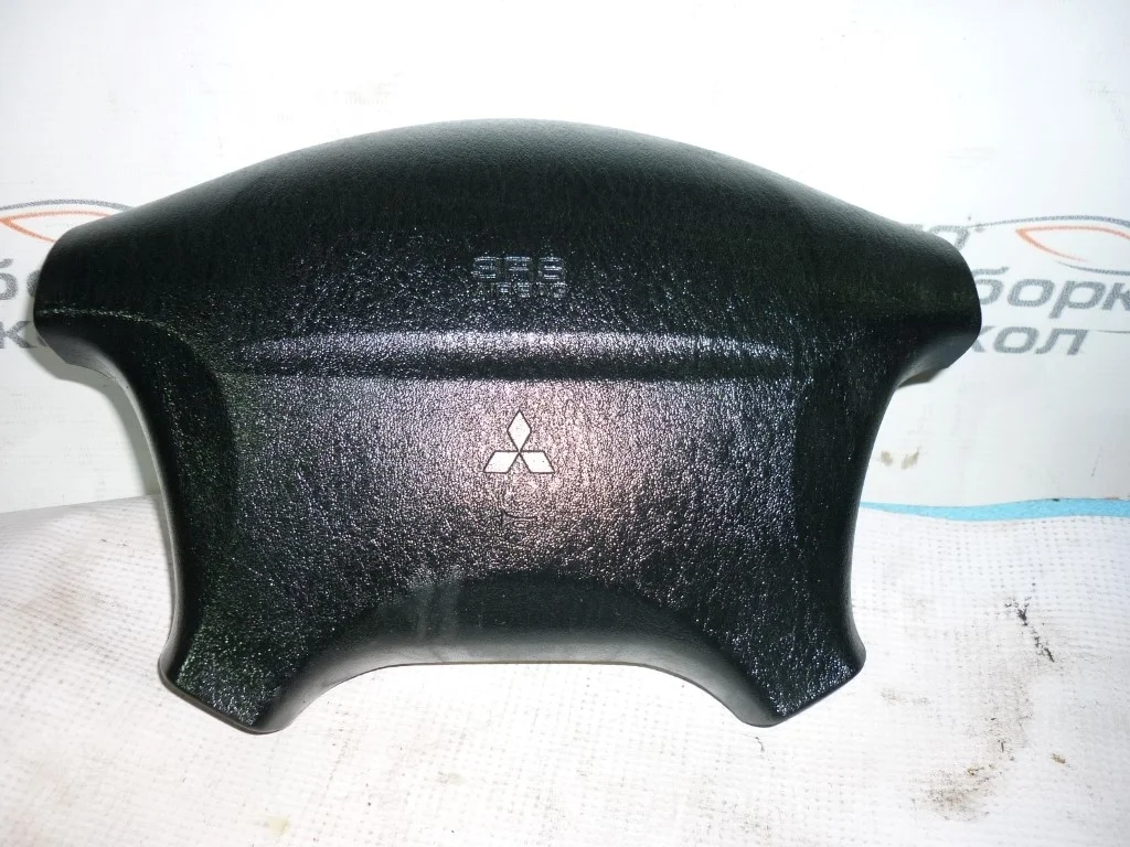 Подушка безопасности в рулевое колесо Mitsubishi Carisma (DA) 1995-2000  [MR740922]  в Вологде