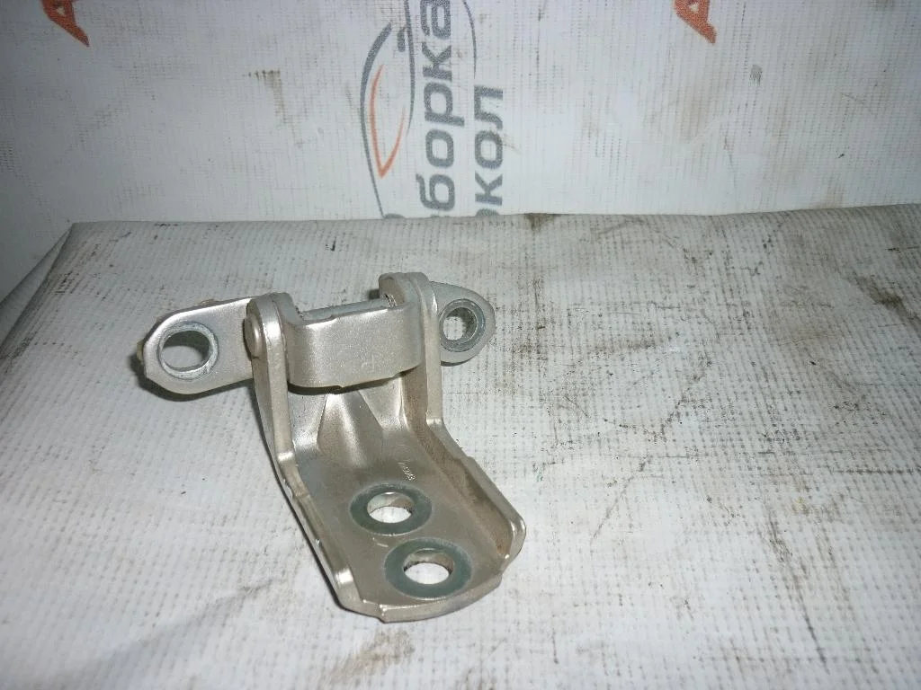 Петля двери Nissan X-Trail (T31) 2007-2014  [824214P00A]  в Вологде