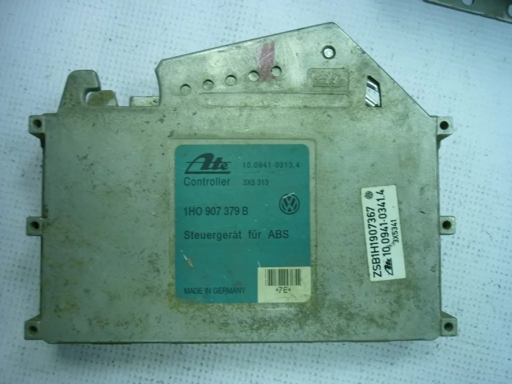 Блок управления ABS VW Golf III \Vento 1991-1997  [1H0907379B]  в Вологде