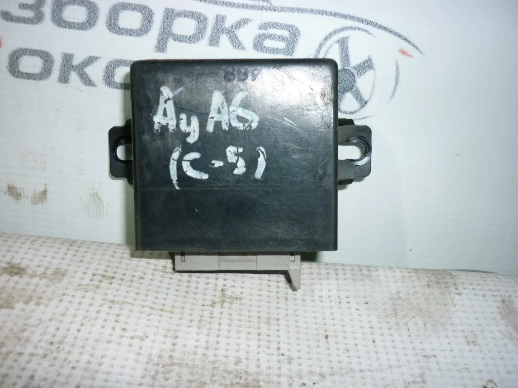 Блок электронный Audi 100 (C4) 1991-1994  [4A0907445A]  в Вологде