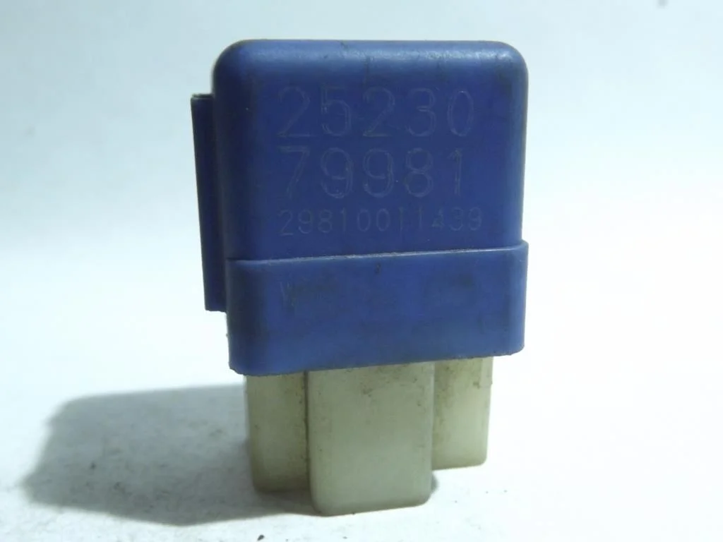 Реле Nissan Almera N15 1995-2000  [2523079981]  в Вологде