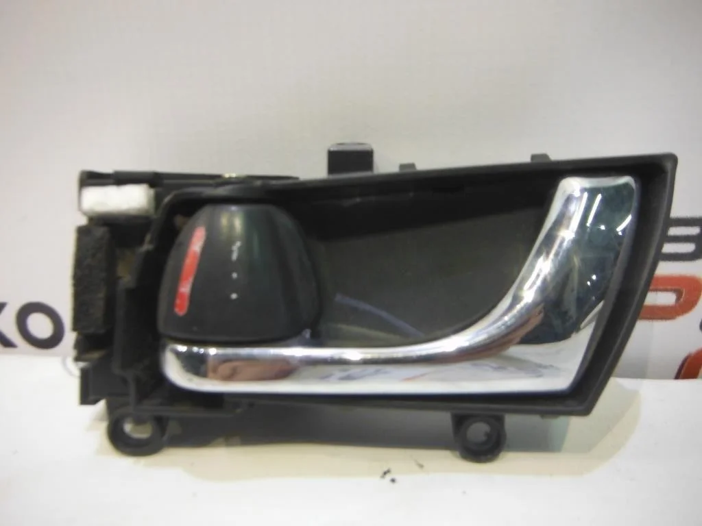 Ручка двери внутренняя левая Subaru Legacy Outback (B13) 2003-2009  [61051AG010JC]  EJ253 2.5 в Вологде