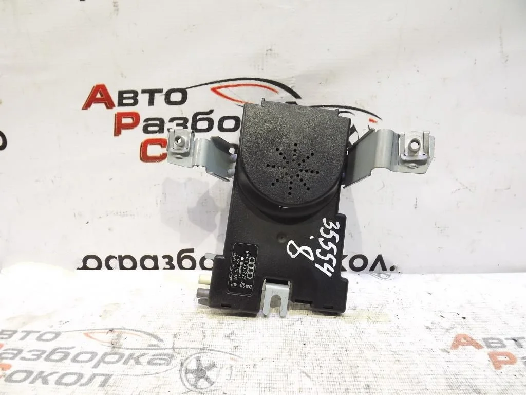 Усилитель Audi A3 (8PA) 2004-2013  [8P4035225D]  в Вологде