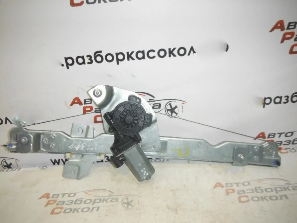 Стеклоподъемник электр. передний правый Renault Duster 2012-2021  [8200733828]  2.0 16V F4R в Вологде