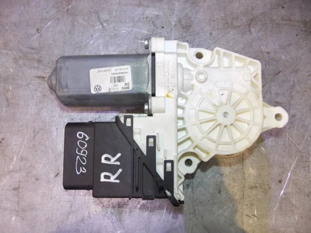 Моторчик стеклоподъемника VW Golf VI 2009-2012  [1K0959704AL]  в Вологде