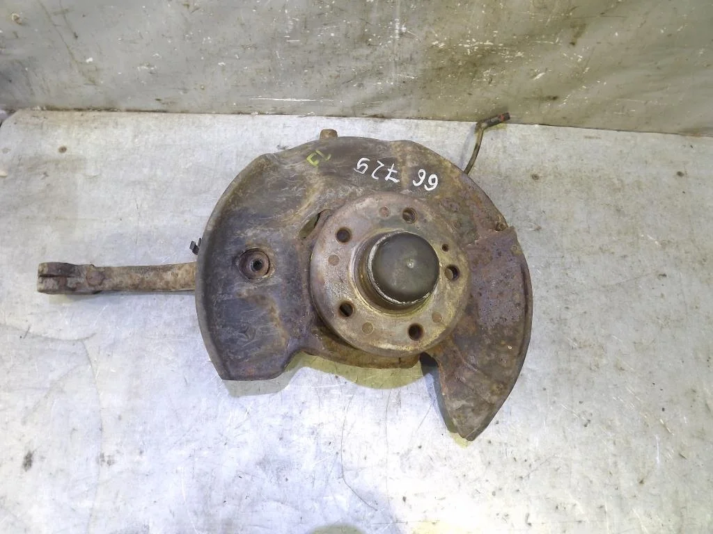 Кулак поворотный передний левый Mercedes Benz W140 1991-1999  [A1403320801]  4.2 V8 M 119.971 в Вологде