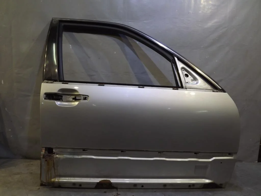 Дверь передняя правая Mercedes Benz W140 1991-1999  [A1407202605]  4.2 V8 M 119.971 в Вологде