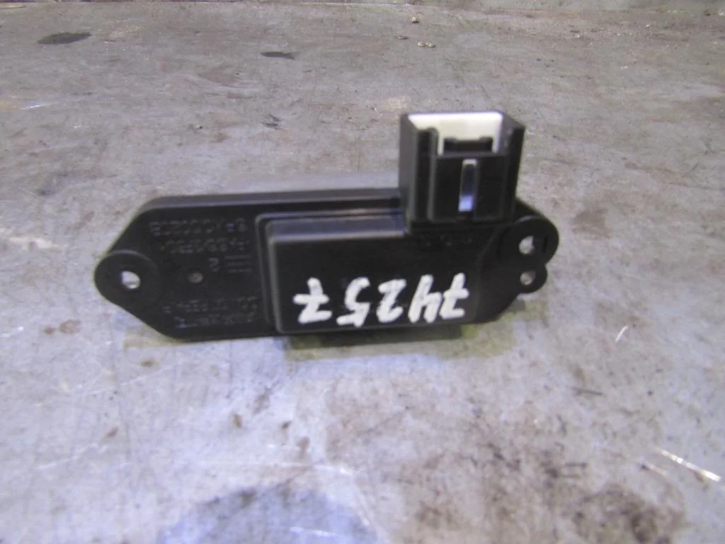 Резистор отопителя Mazda Mazda 3 (BK) 2002-2009  [BP4M61B15]  2.3 MZR DISI Turbo в Вологде
