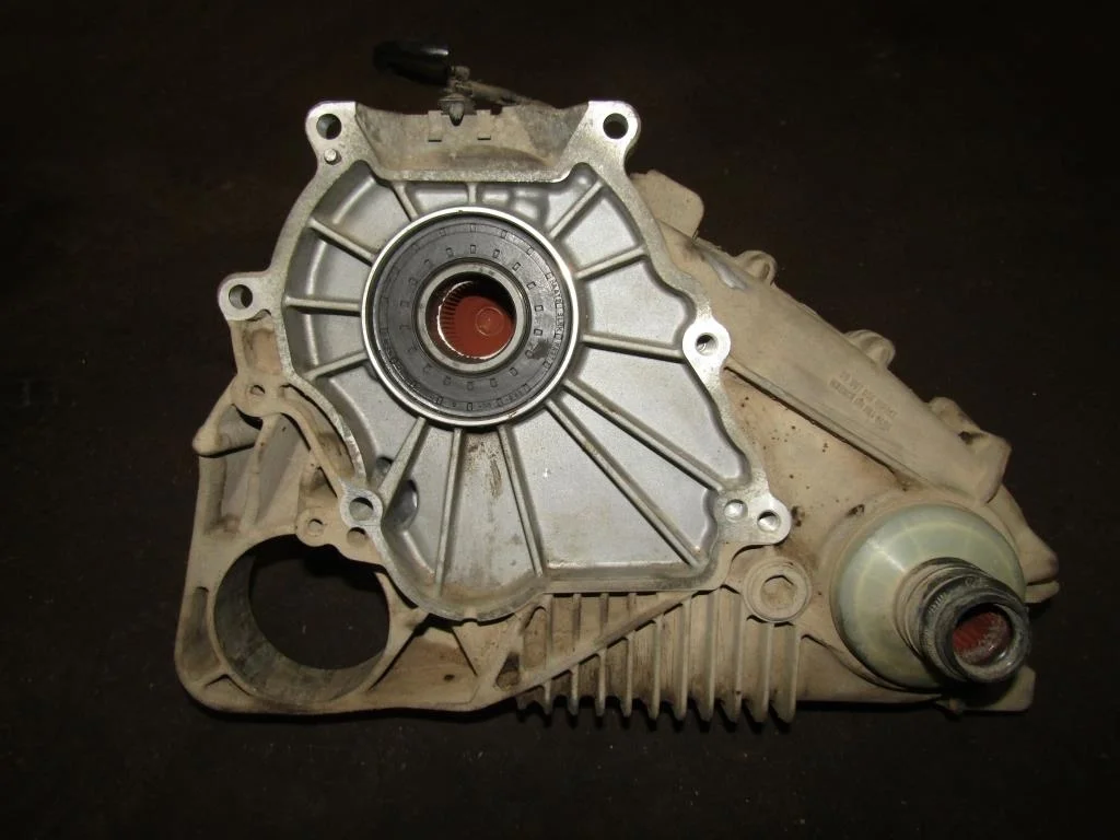 Коробка раздаточная BMW X6 E71 2008-2014  [27107574777]  в Вологде