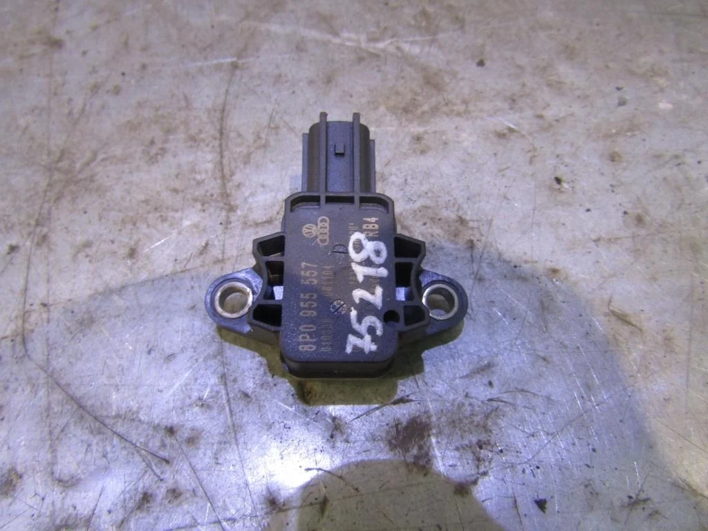 Датчик AIR BAG Audi A4 (B7) 2005-2007  [8P0955557]  в Вологде