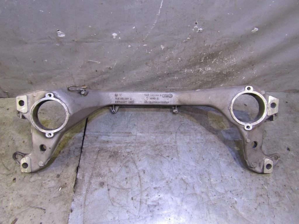 Балка передняя поперечная VW Touareg 2002-2010  [7L0199207A]  4.2 V8 AXQ в Вологде