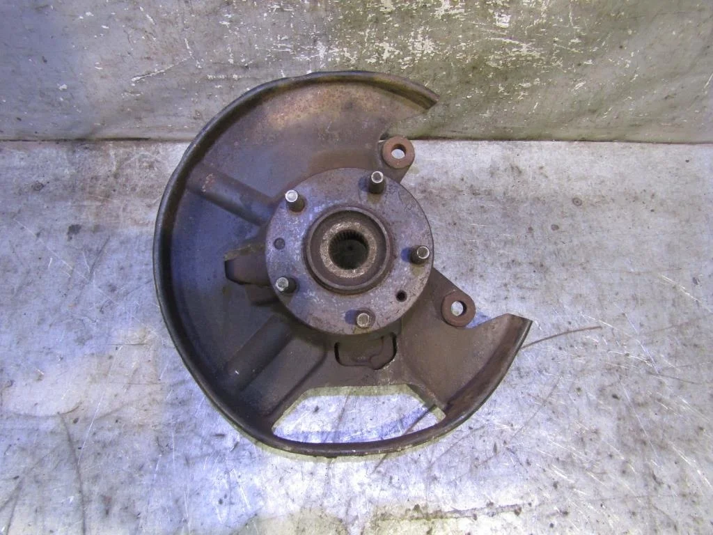 Кулак поворотный передний правый Mazda CX 7 2007-2012  [L20633020A]  2.3 16V ТУРБО в Вологде