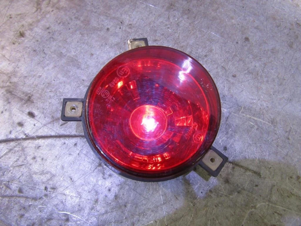 Фонарь задний противотуманный Chery Tiggo (T11) 2005-2015  [T113732040]  1.6 16V SQR481F в Вологде