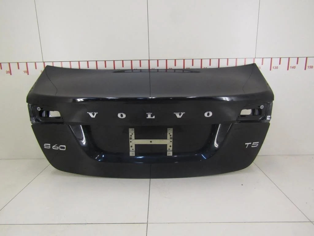 Крышка багажника Volvo S60 2010>  [31395582]  2.0 16V B4204T11 в Вологде