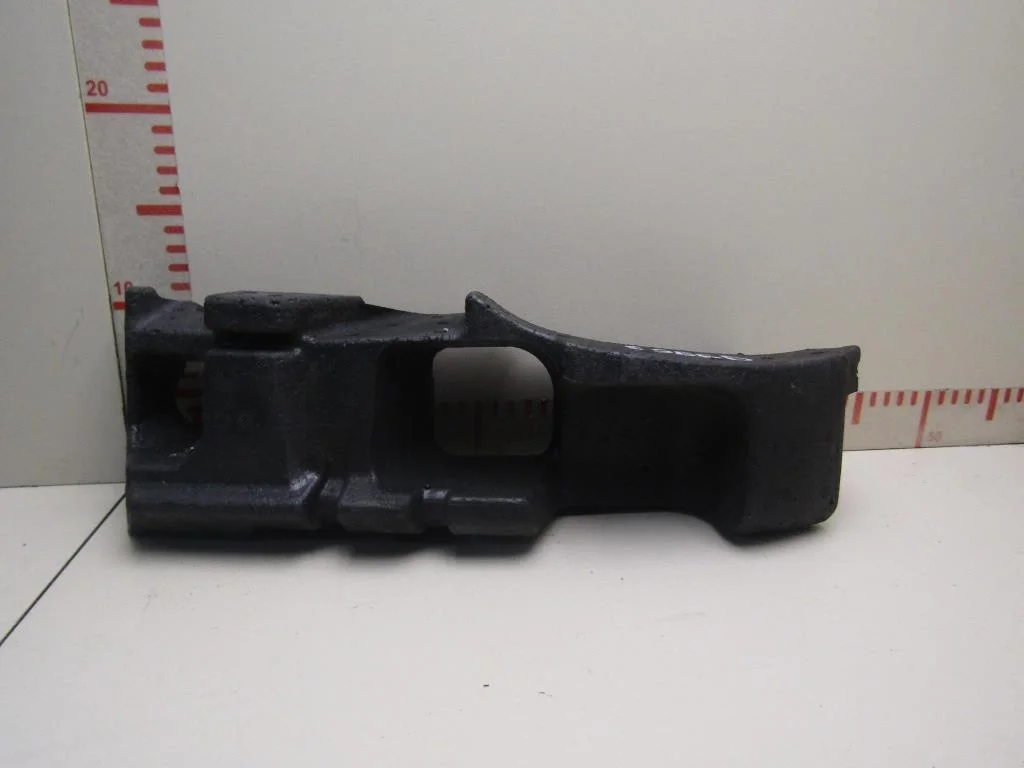 Наполнитель переднего бампера Mercedes Benz W219 CLS 2004-2010  [A2198850837]  3.0 V6 642.920 в Вологде