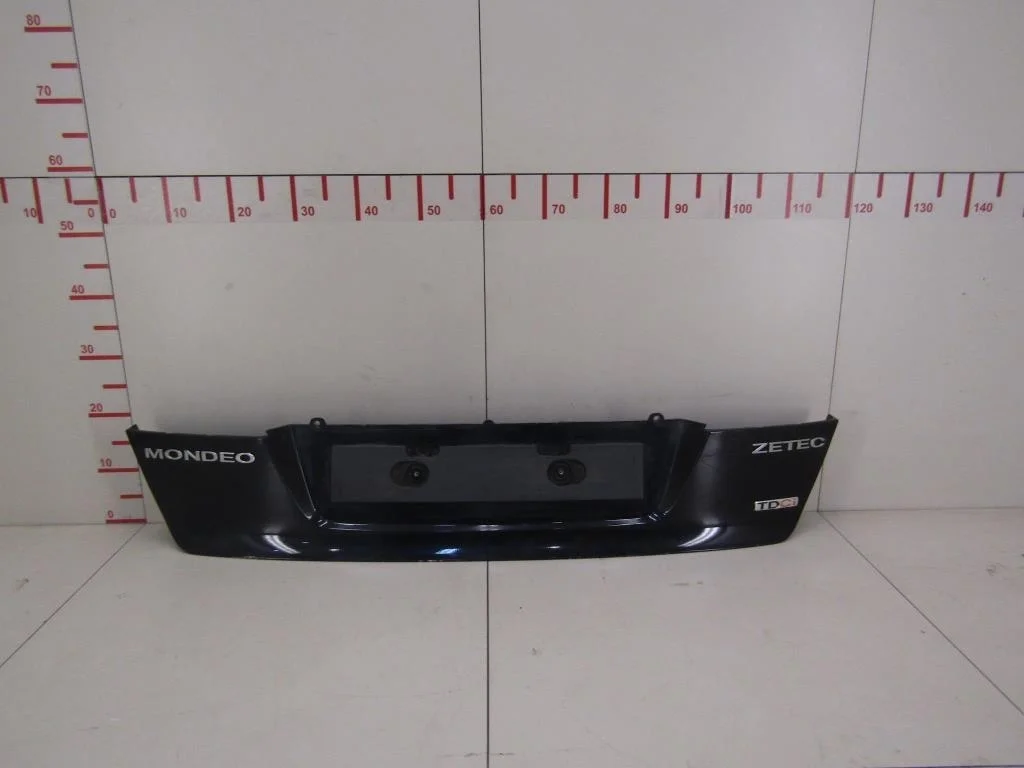 Накладка крышки багажника Ford Mondeo IV 2007-2015  [1488742]  в Вологде