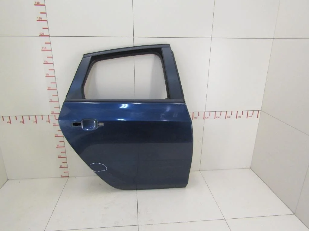 Дверь задняя правая Opel Astra J 2010-2017  [13285611]  1.6 A16XER в Вологде