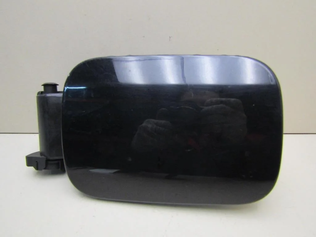 Лючок бензобака Mercedes Benz W221 2005-2013  [A2216300067]  3.2, 642.930 (2987 куб.см) 235H/P в Вологде
