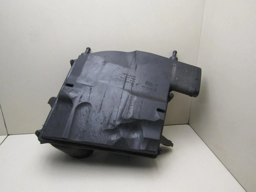 Корпус воздушного фильтра Mercedes Benz W221 2005-2013  [A6420902101]  3.2, 642.930 (2987 куб.см) 235H/P в Вологде