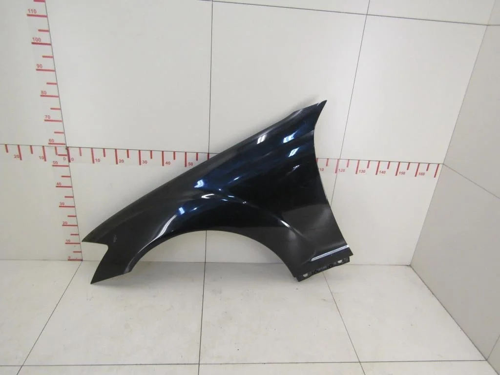 Крыло переднее левое Mercedes Benz W221 2005-2013  [A2218800118]  3.2, 642.930 (2987 куб.см) 235H/P в Вологде