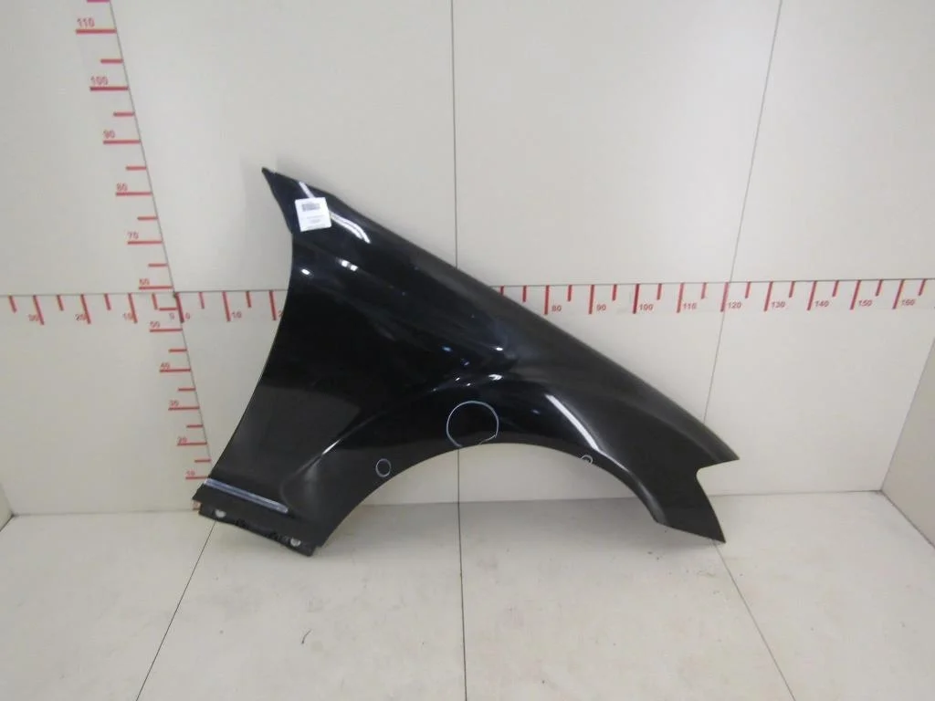 Крыло переднее правое Mercedes Benz W221 2005-2013  [A2218800218]  3.2, 642.930 (2987 куб.см) 235H/P в Вологде
