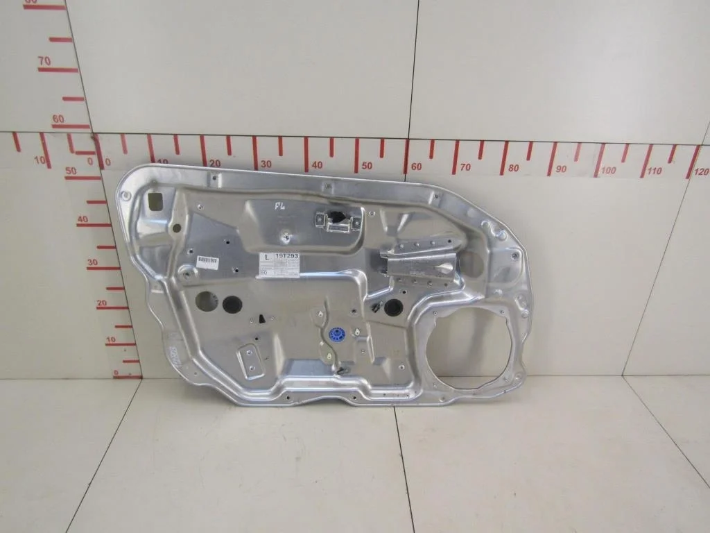Стеклоподъемник электр. передний левый Mercedes Benz W221 2005-2013  [A2217200146]  3.2, 642.930 (2987 куб.см) 235H/P в Вологде