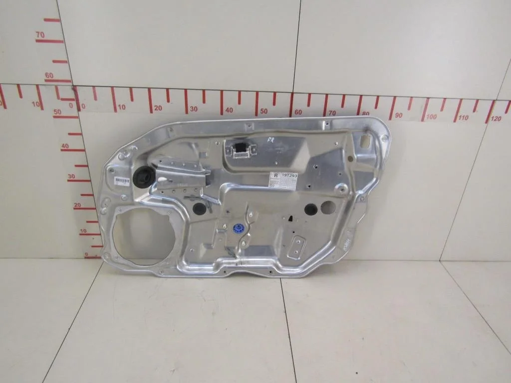 Стеклоподъемник электр. передний правый Mercedes Benz W221 2005-2013  [A2217200246]  3.2, 642.930 (2987 куб.см) 235H/P в Вологде