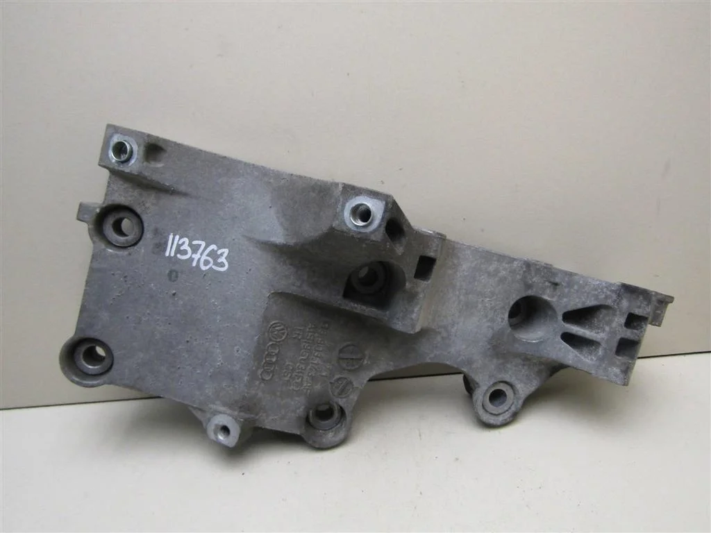 Кронштейн генератора VW Passat (B6) 2005-2010  [038903143AF]  1.9 2.0 в Вологде