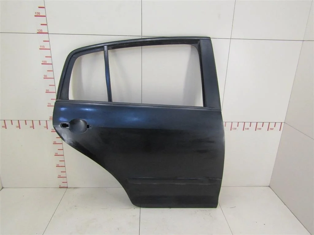 Дверь задняя правая VW Golf Plus 2005-2014  [5M0833106B]  в Вологде