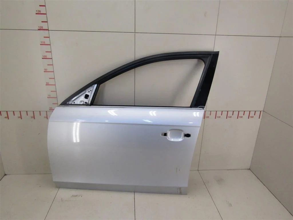 Дверь передняя левая Audi A4 (B8) 2007-2015  [8K0831051J]  2.7 CAM в Вологде
