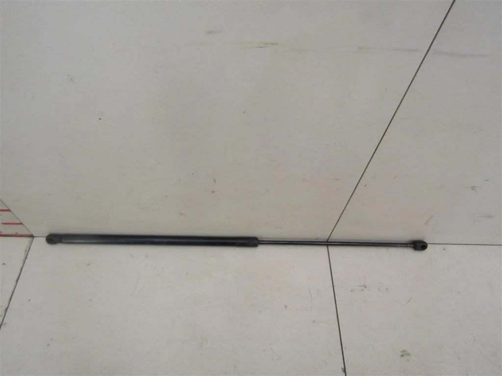 Амортизатор капота Audi A4 (B8) 2007-2015  [8T0823359]  2.7 CAM в Вологде