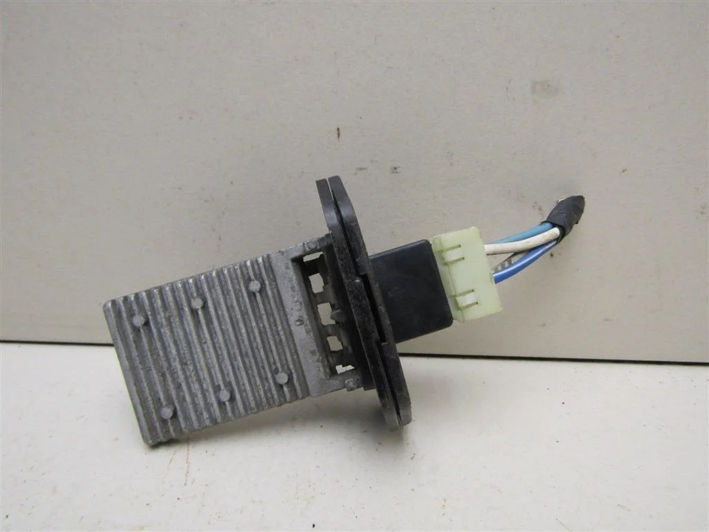Резистор отопителя Chevrolet Aveo (T200) 2003-2008  [96435889]  1.4 8V F14S3 в Вологде