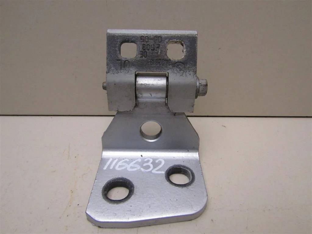 Петля двери BMW X3 E83 2004-2010  [41003422369]  2.0d  в Вологде