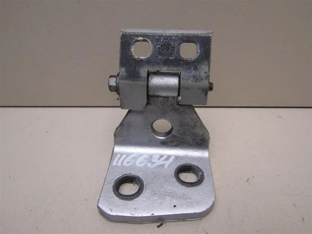 Петля двери BMW X3 E83 2004-2010  [41003422371]  2.0d  в Вологде