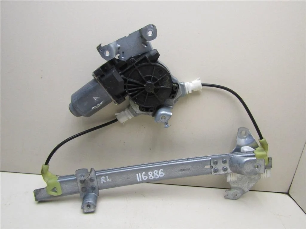 Стеклоподъемник электр. задний левый Nissan Qashqai (J10) 2006-2014  [82701JD400]  2.0 16V  MR20DE в Вологде