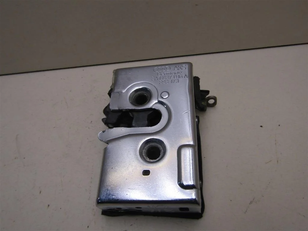 Замок двери передней правой Audi 80 \90 (B4) 1991-1994  [8A1837016A]  в Вологде