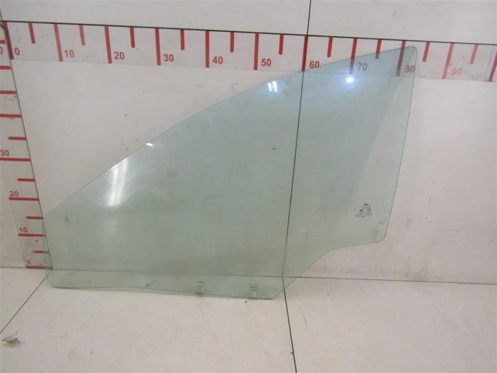 Стекло двери передней левой Chery Very 2011-2014  [A136103010]  1.5 SQR477F  в Вологде