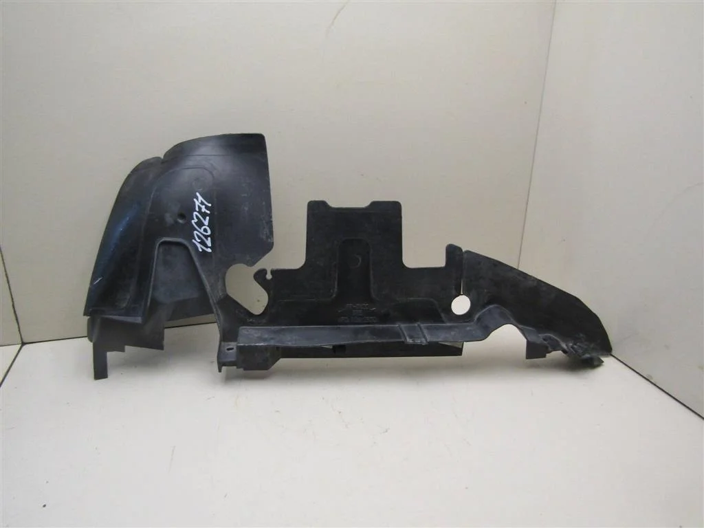 Воздуховод радиатора левый Audi A6 (C6,4F) 2005-2011  [4F0121283C]  3.0 BBJ в Вологде