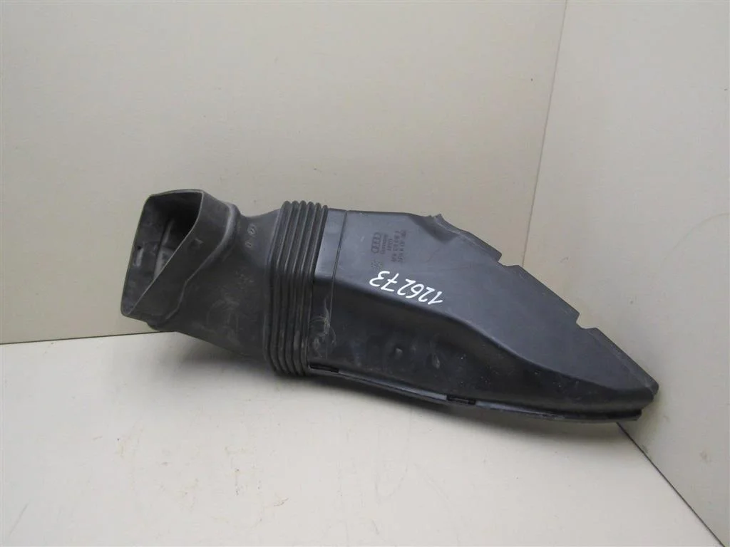 Воздуховод Audi A6 (C6,4F) 2005-2011  [4F0129618J]  3.0 BBJ в Вологде